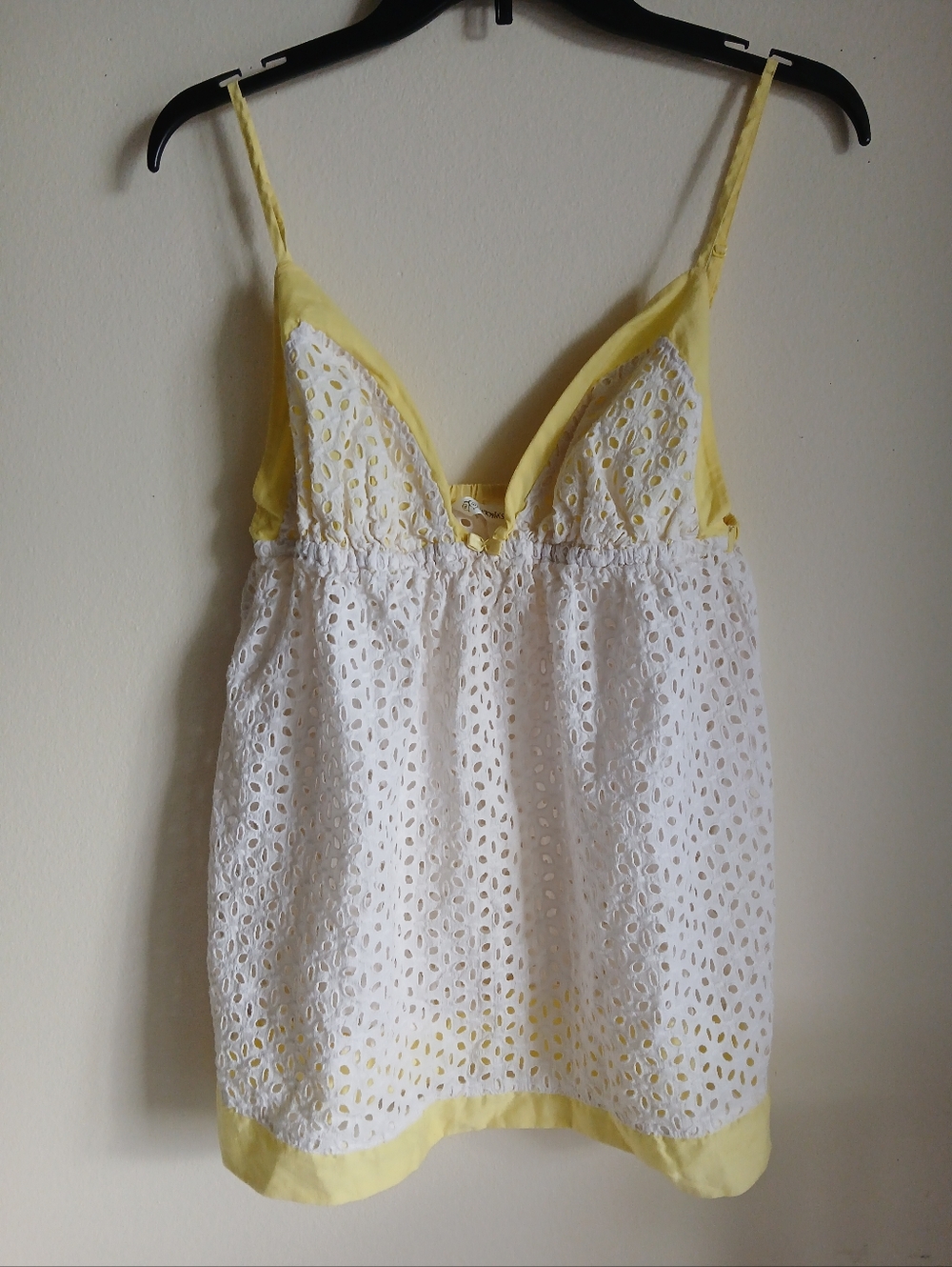 Victoria Secret Eyelet Top - Picture 2 of 10